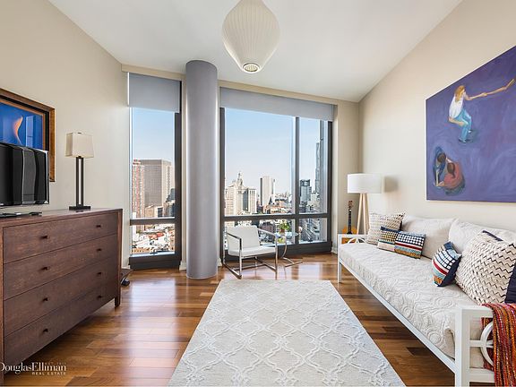4th image of 101 Warren St APT 3160