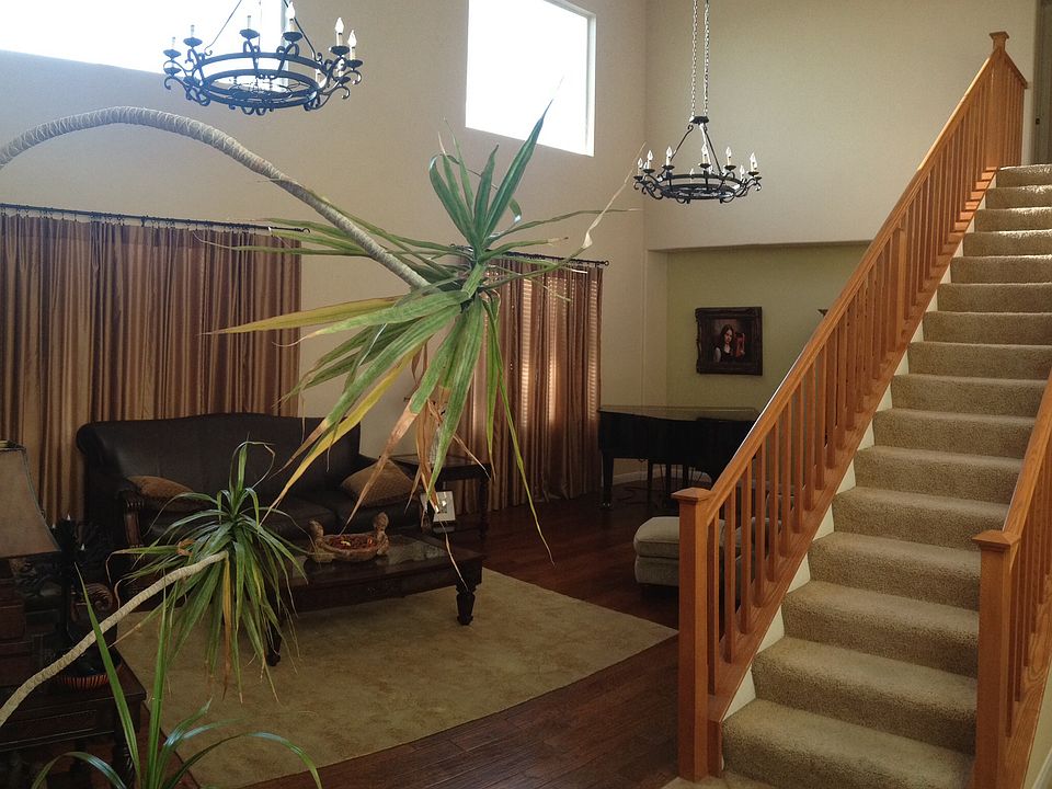 1st image of 40133 Julianne Dr