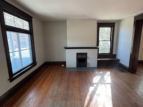 2nd image of 901 W Main St
