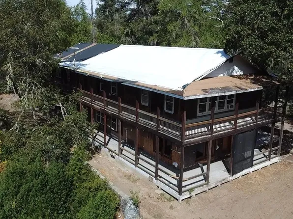 216 McKinzie Dr, Redway, CA 95560