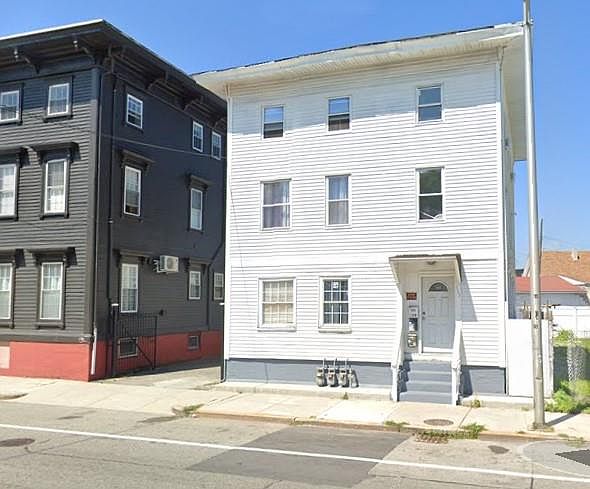 1st image of 119 Elmwood Ave
