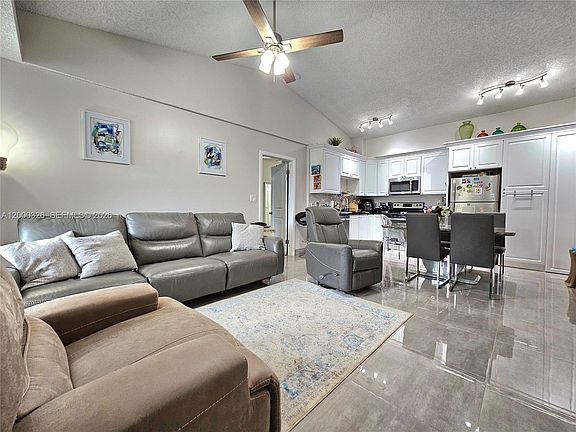 4th image of 841 Lyons Rd APT 24205
