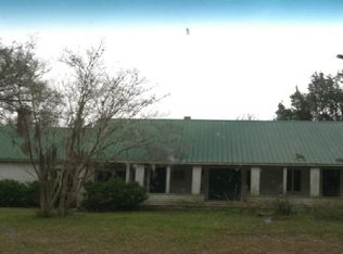 359 Alexander Rd, Crawfordville, FL 32327