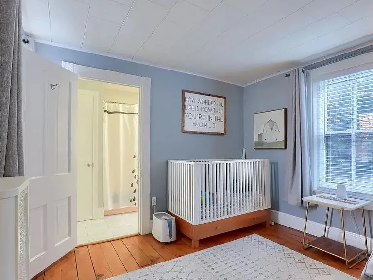 729 E Orange St — Photo 18