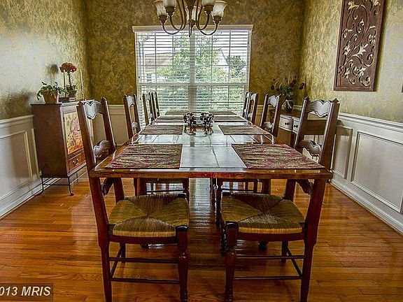 4th image of 43401 Cloverknoll Ct