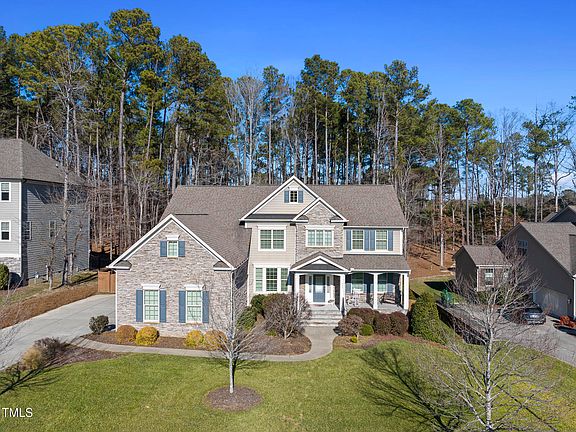 2nd image of 803 Clausun Dr