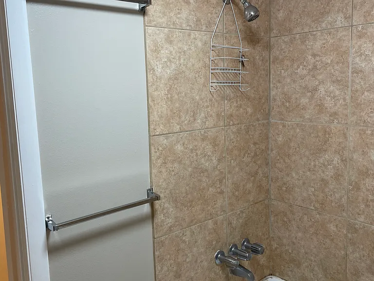 408 Marshall Ct NW #2 — Photo 33