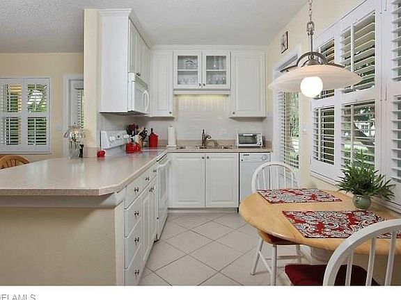 4th image of 205 8th Ave S #205A