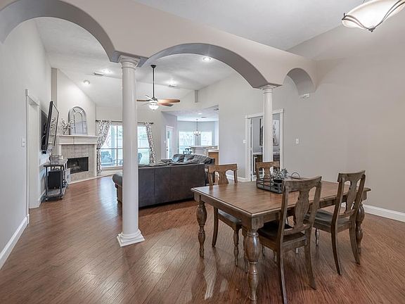 3rd image of 7210 Ponderosa Dr
