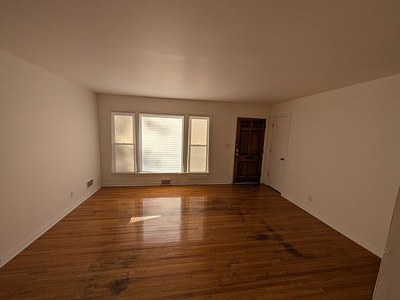2nd image of 3613 Goldsmith Ln