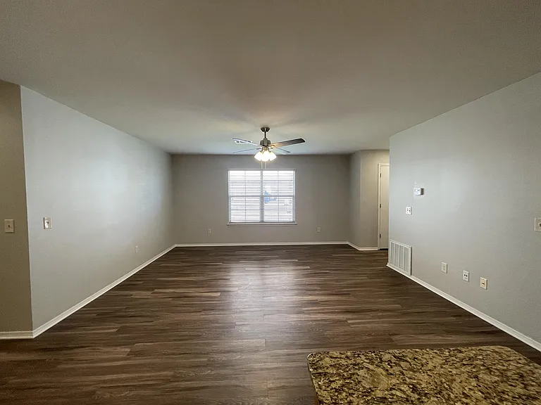 3602 SW Deerfield Blvd #1 — Photo 4