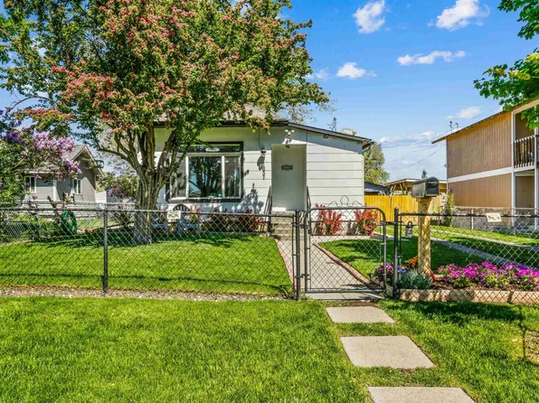 1657 E Crown Ave, Spokane, WA 99207