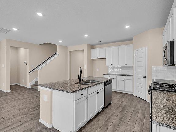 5th image of 14499 Sunny Bend Way