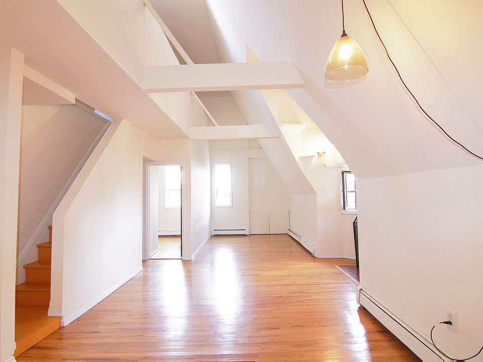 1st image of 404 Washington Ave APT 4F