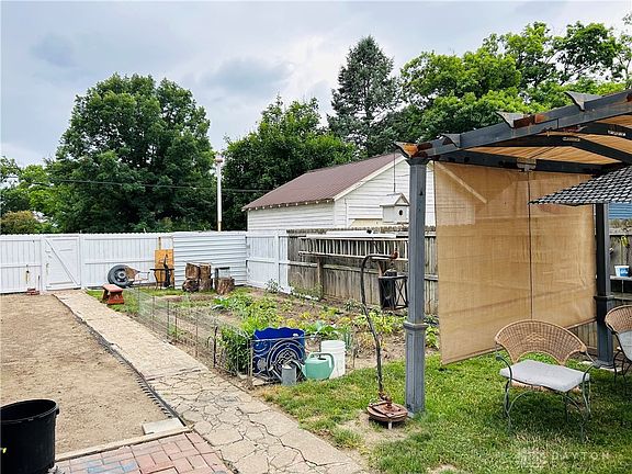 4th image of 1112 Kunz Ave