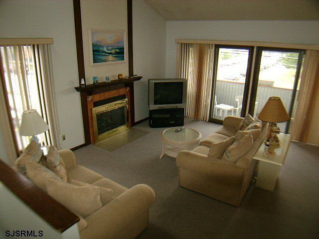1st image of 621 5th St #1
