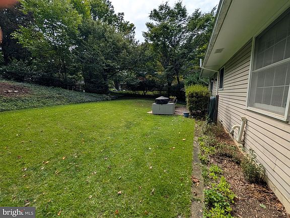 3rd image of 10653 Faulkner Ridge Cir