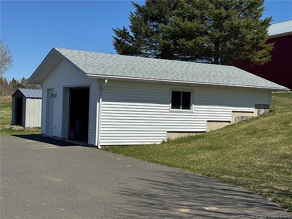 5th image of 45 Waugh Rd