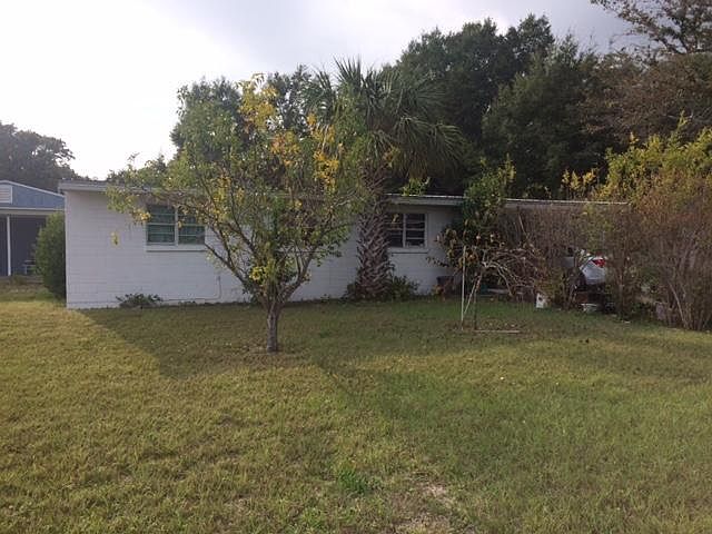 1st image of 64 Carson Dr