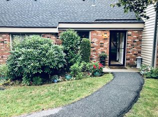 180 Heritage Hills B #B, Somers, NY 10589