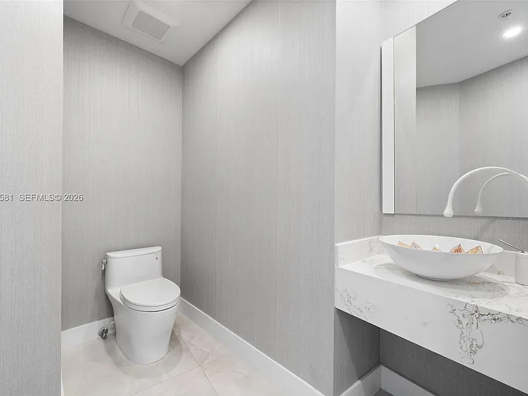 18201 Collins Ave #4606 — Photo 24