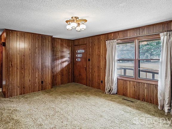 5th image of 6007 Mooresville Rd
