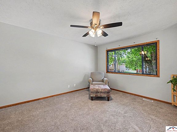 5th image of 7714 Braun Ave