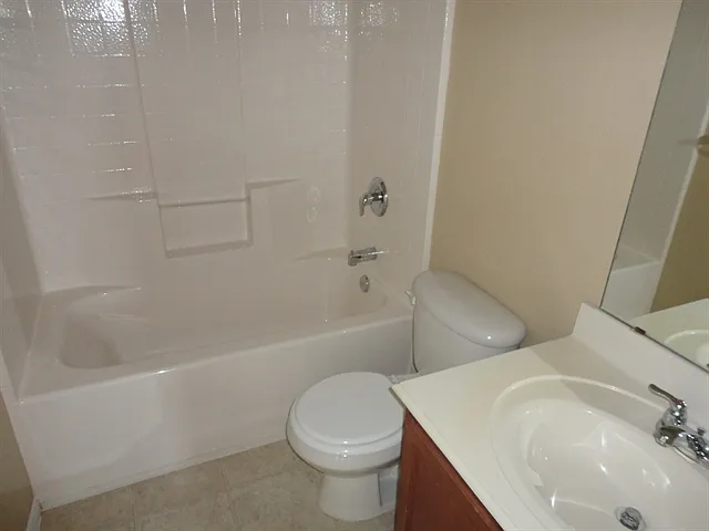 5512 Parkview Hills Ln — Photo 15