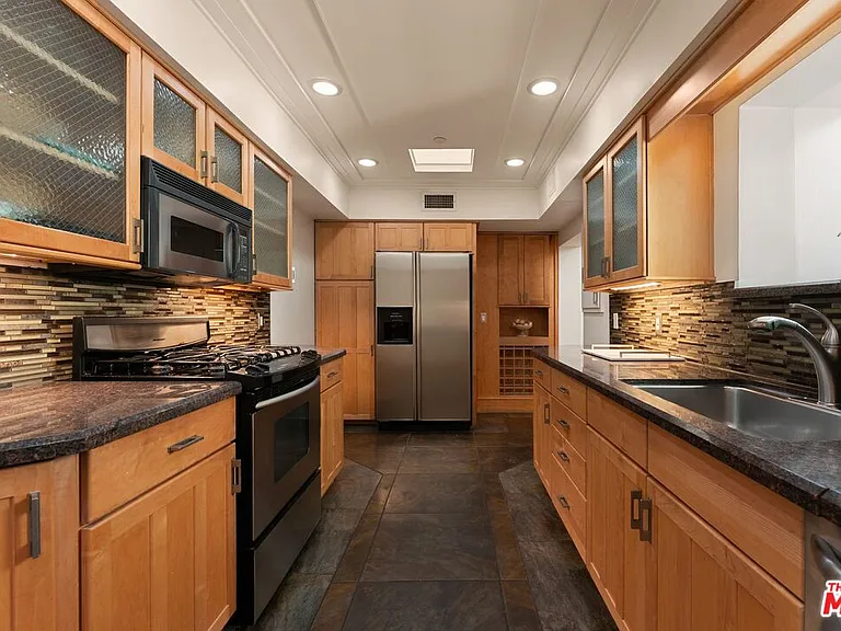 7770 Firenze Ave — Photo 10