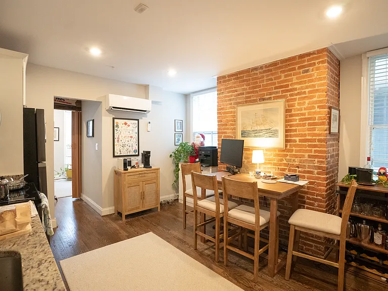 214 Prince George St #B — Photo 1