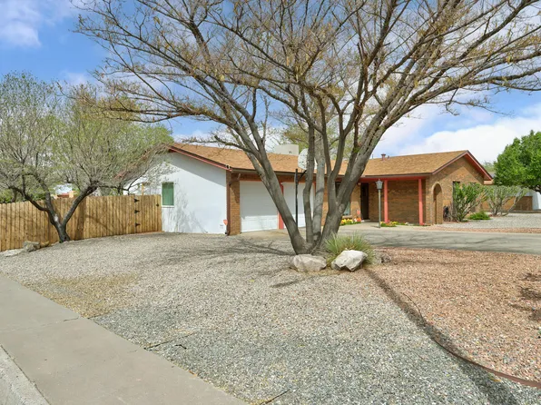 2001 Algodones St NE, Albuquerque, NM 87112
