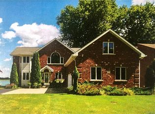 3695 E River Rd, Grand Island, NY 14072