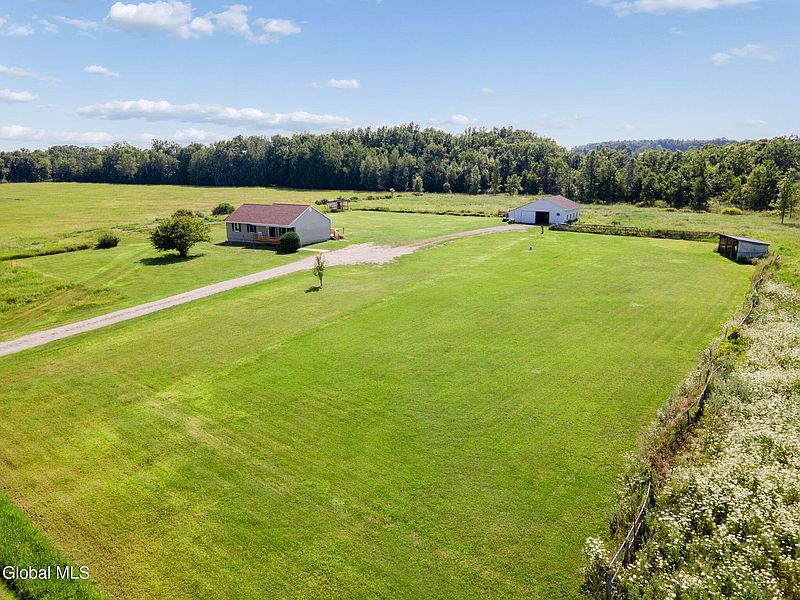 2nd image of 106 Fitzpatrick Drive