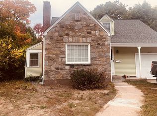 14 Otis St, Manchester, CT 06040