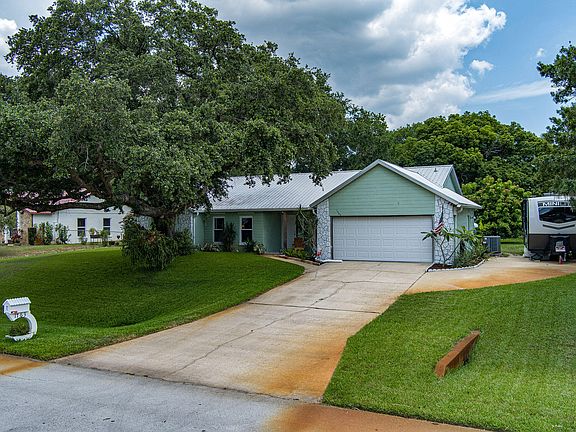 2nd image of 1763 Ayshire Dr
