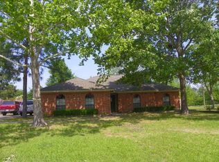 108 April Dr, Lufkin, TX 75904