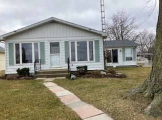 7850 S 150 E, Wolcottville, IN 46795