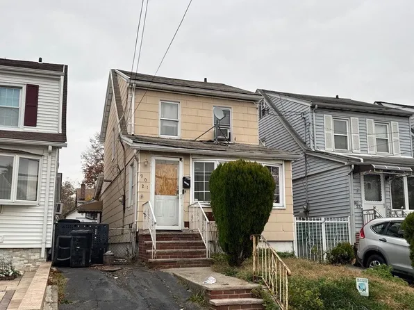 90-21 207th Street image 3 of 4