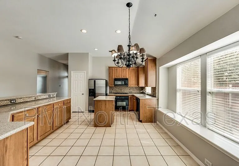 12421 Bruschetta Dr — Photo 9