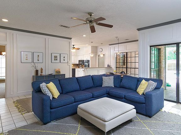 3rd image of 1515 Earl Of Dunmore Ln