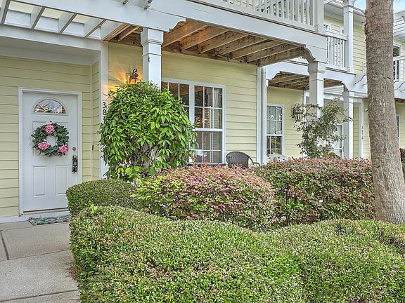 2nd image of 3012 Sugarberry Ln