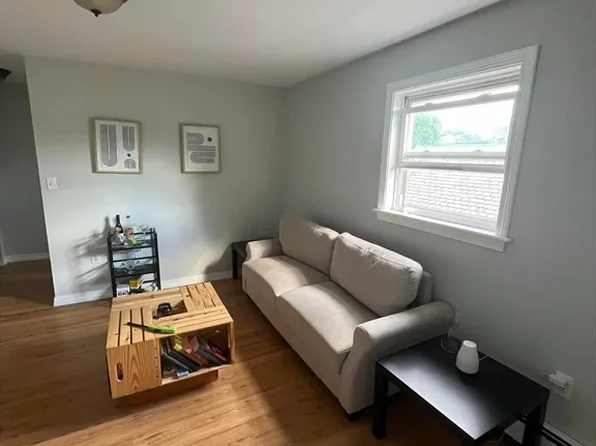 73 Marshall St #3, Somerville, MA 02145