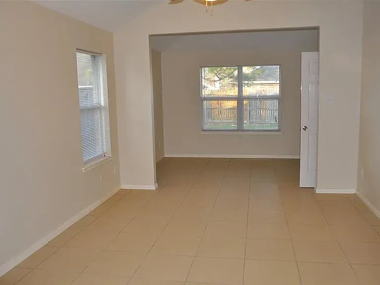 22122 Nobles Crossing Dr — Photo 8