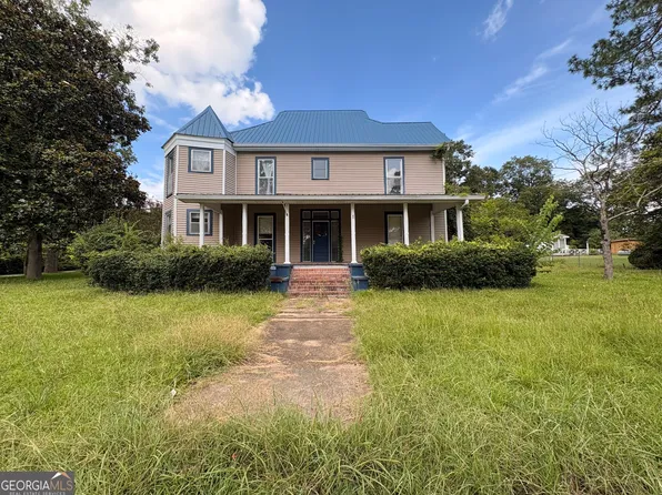 205 S McDougald Ave, Pine Mountain, GA 31822