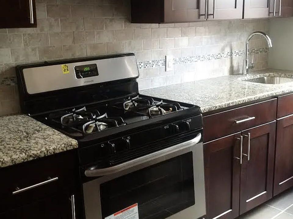 2nd image of 450 Mount Prospect Ave #3B