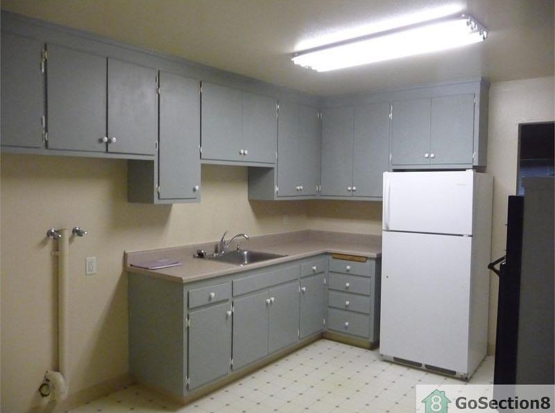2nd image of 3645 Dimond Ave APT 1