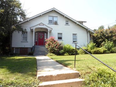 8208 Greenwood Ave, Takoma Park, MD, 20912