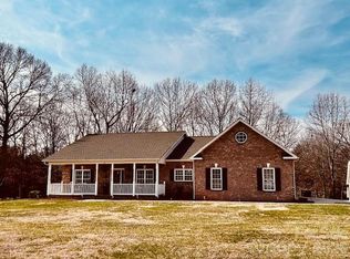 69 Isaac Creek Dr #22, Hickory, NC 28601