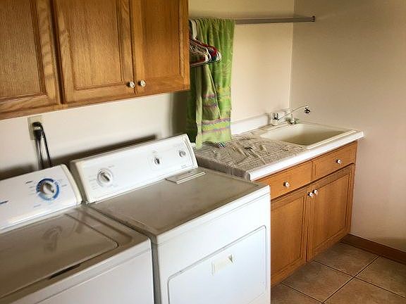 1st floor laundry