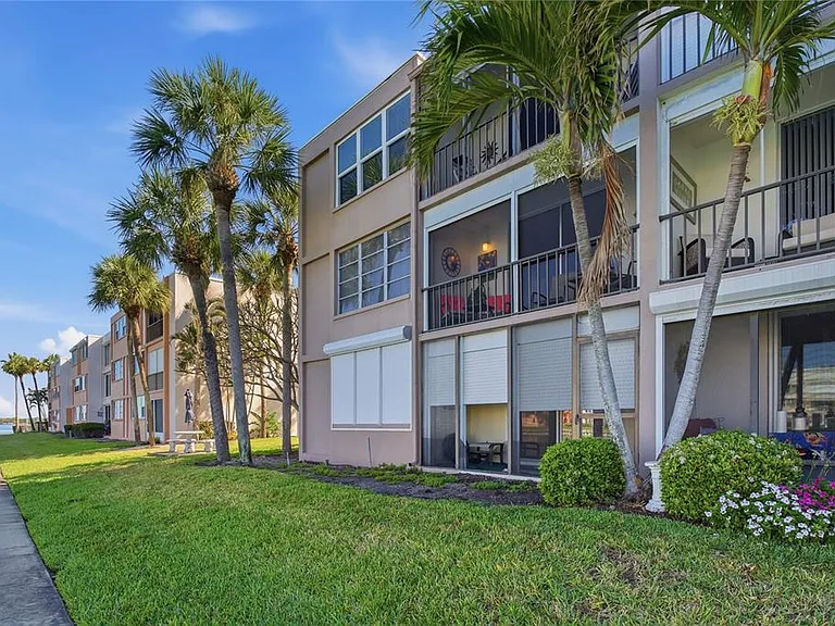 7540 Bay Island Dr S #251 — Photo 47